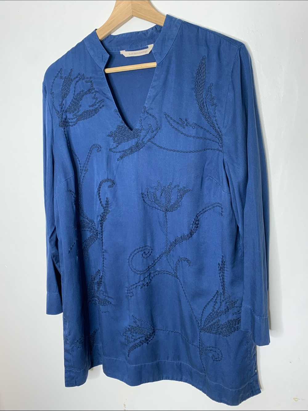Soft Surroundings Artista Tunic Embroidered V-Neck Top in Blue boho medium